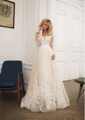 Ivory Lace Tulle Low Back Wedding Dress